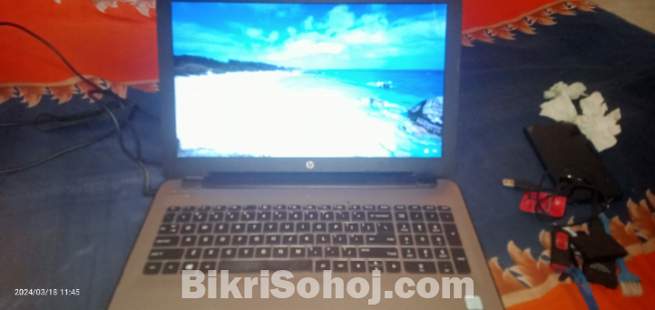 HP NoteBook ( Laptop)